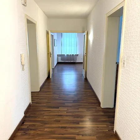 Grosse Moeblierte Im Zentrum Von Lägenhet Lage (Lippe)