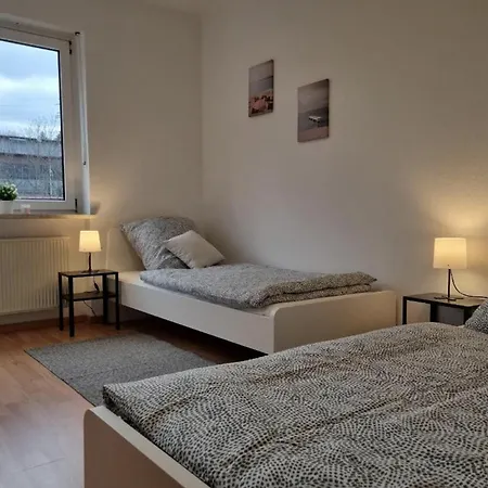 Große Möblierte Im Zentrum Von Apartment Lage (Lippe)