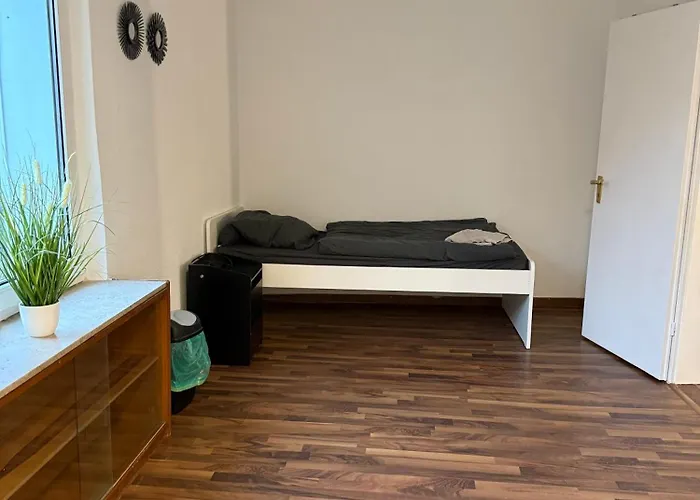 Grosse Moeblierte Im Zentrum Von Appartamento